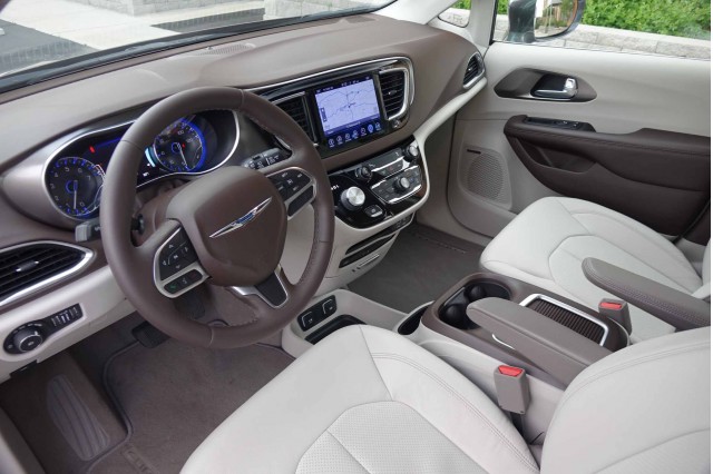 2017 chrysler pacifica touring l plus review