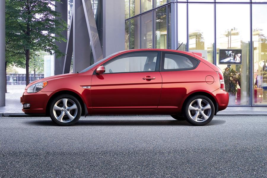 2010 hyundai accent review consumer reports