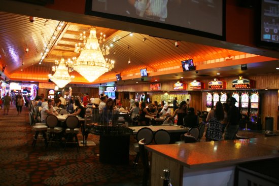 hooters casino hotel las vegas reviews